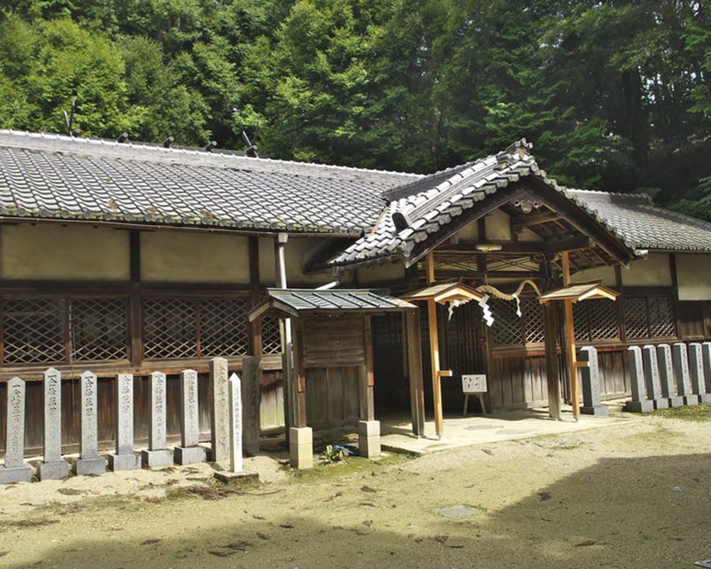 高神社