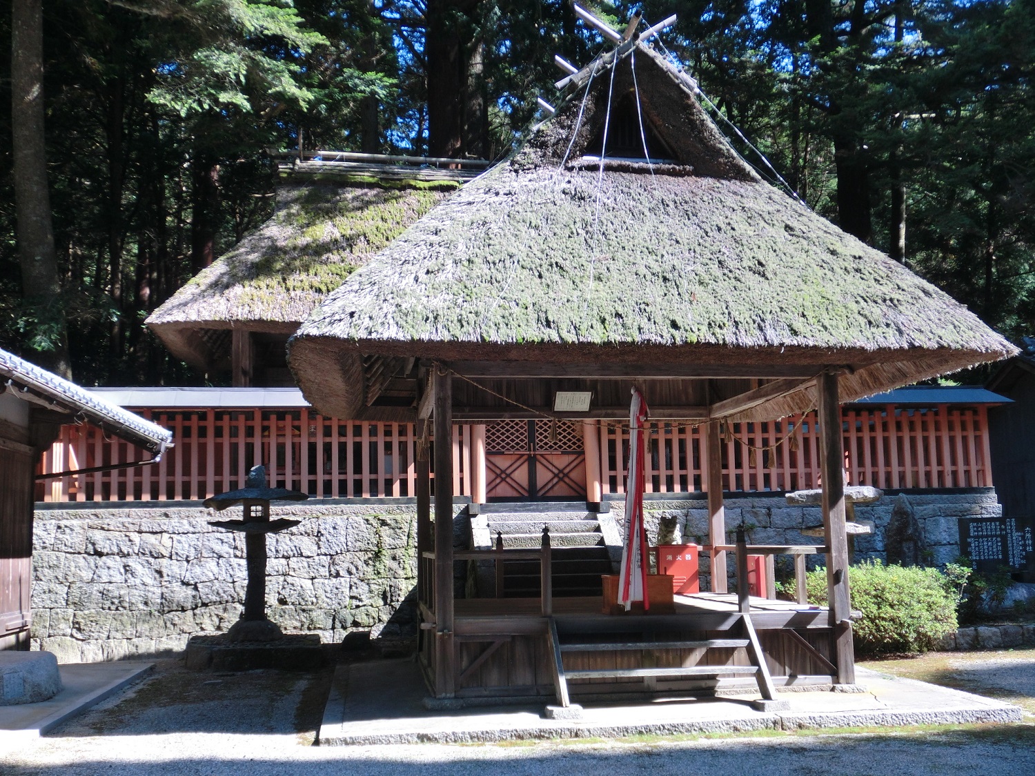 六所神社