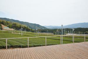 ふれあい交流施設（西ノ山展望広場）2