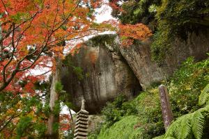 京都府立笠置山自然公園（もみじ公園）：紅葉7　笠置寺