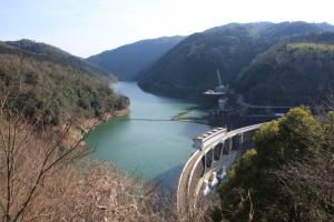 鳳凰湖　天ケ瀬ダム湖